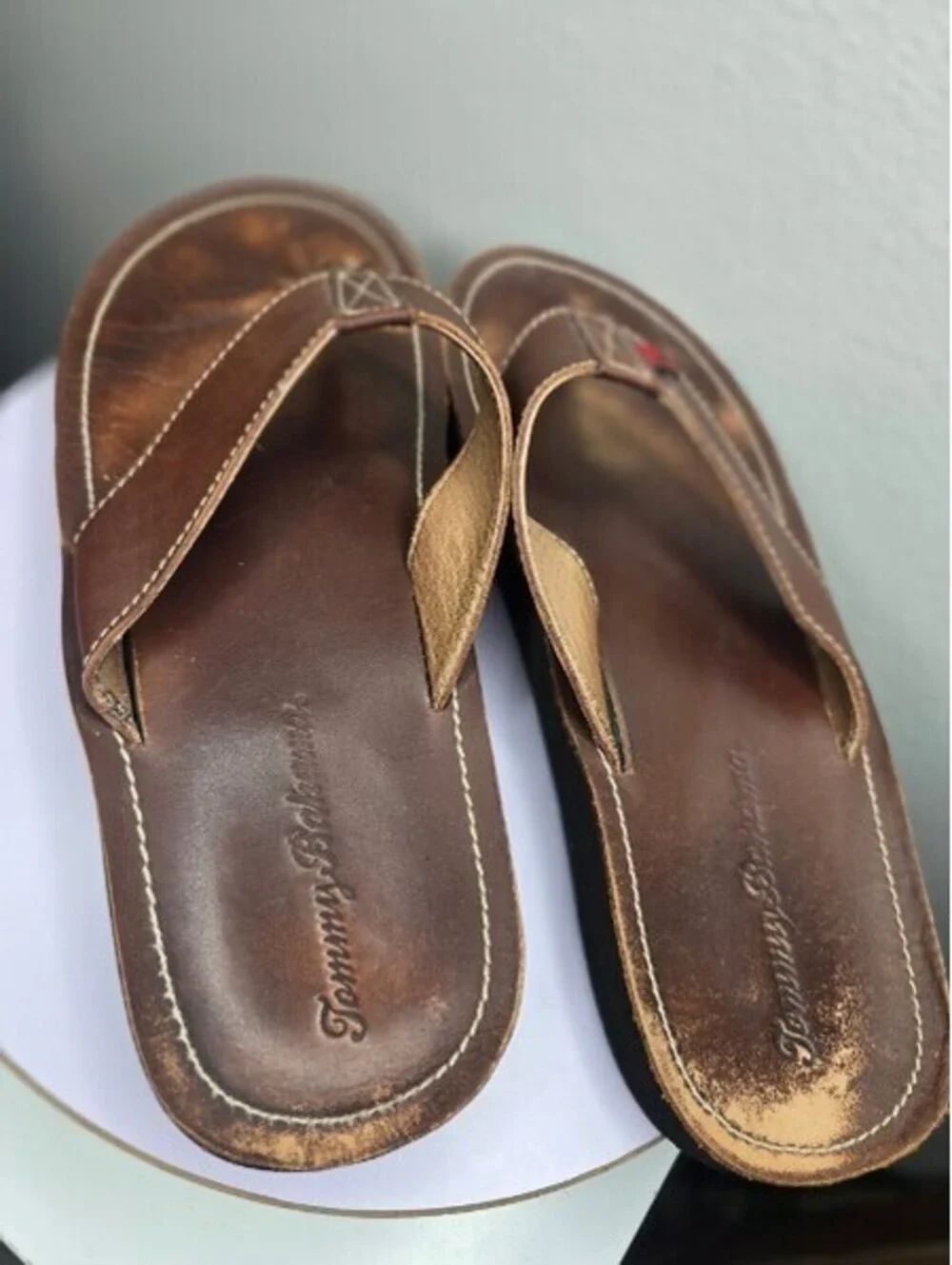 Vintage Tommy Bahama Men's Brown Leather Flip Flop Sandals Size 12 - Fair